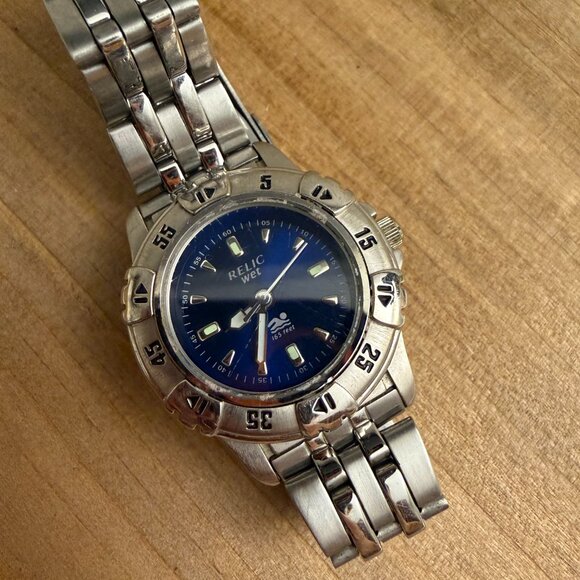 Relic Wet Unisex Watch - Picture 5 of 9